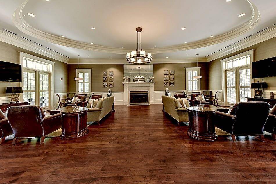 The exclusive East Shore Community Club for the enjoyment of East Shore residents only.  Come and play a while!