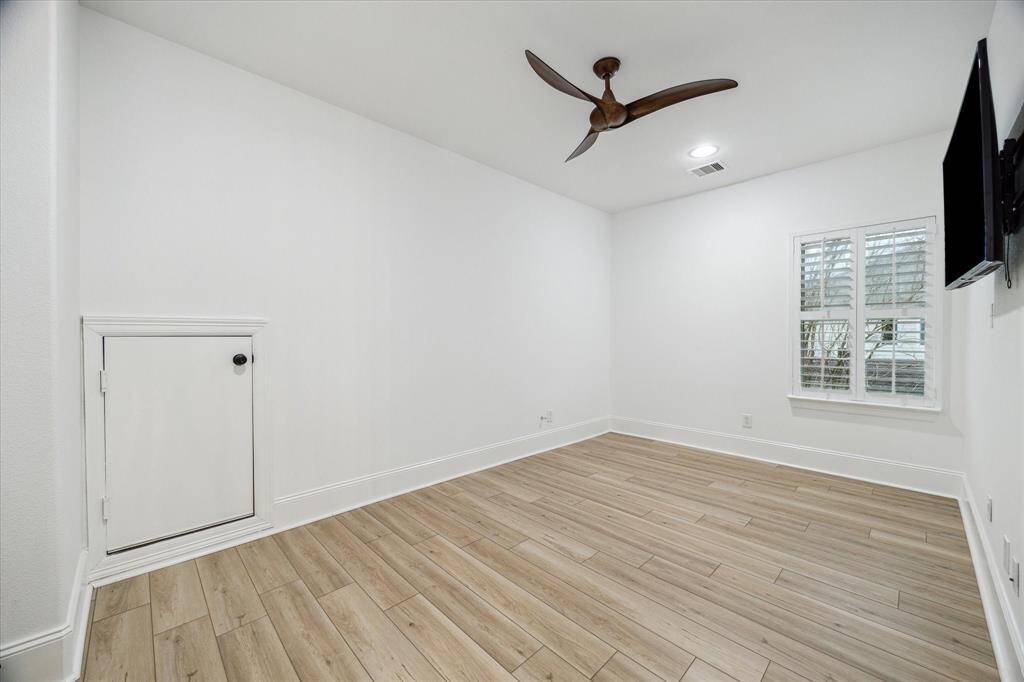 This upstairs flex room was used as a gym, it can be whatever you need it to be!