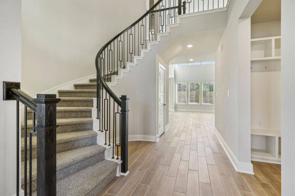 Photo is not of the actual home but is an inspirational photo of builder’s model home and may depict options, furnishings, and/or decorator features that are not included.
