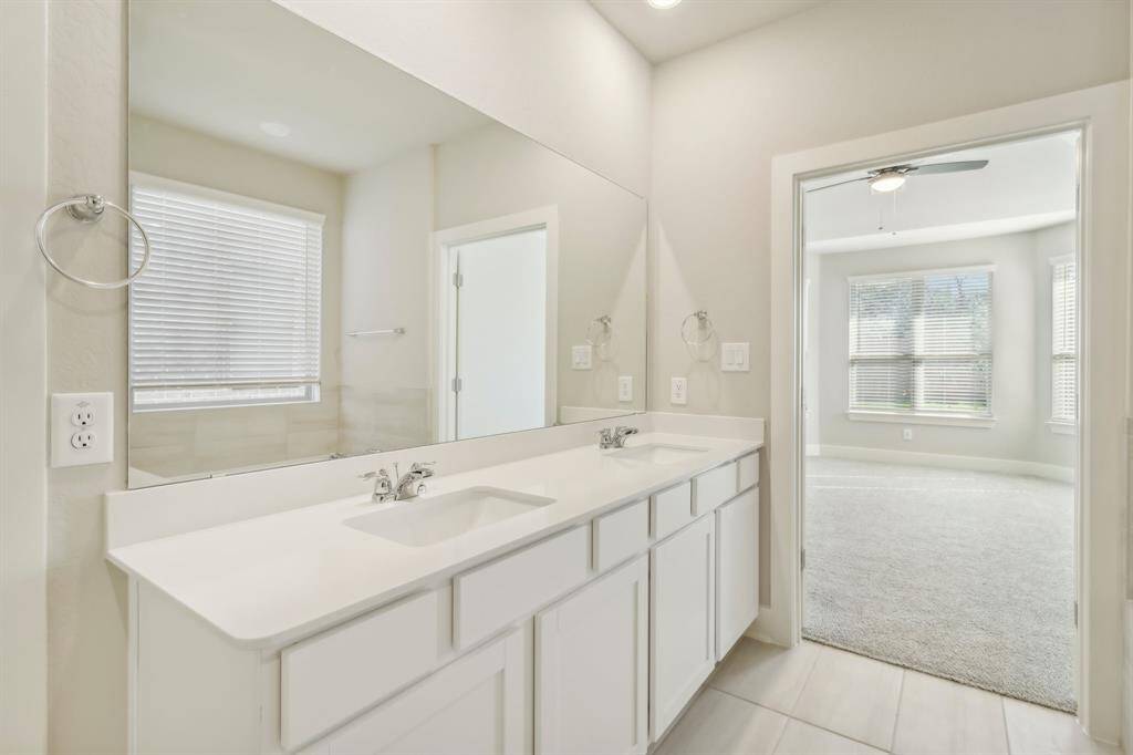 Photo is not of the actual home but is an inspirational photo of builder’s model home and may depict options, furnishings, and/or decorator features that are not included.