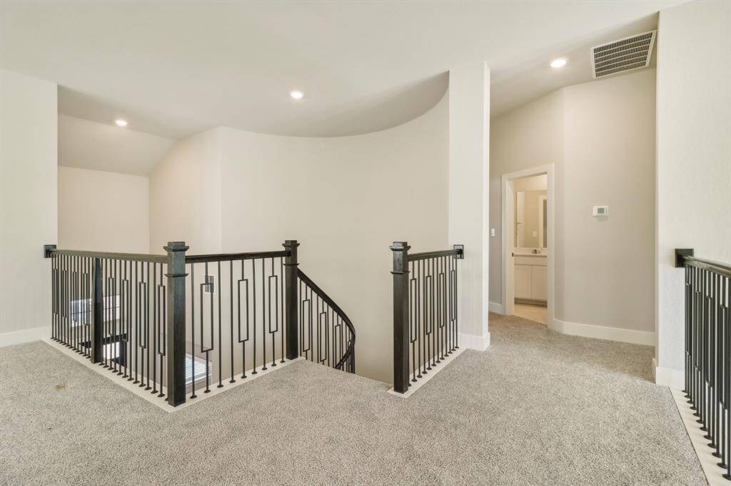 Photo is not of the actual home but is an inspirational photo of builder’s model home and may depict options, furnishings, and/or decorator features that are not included.