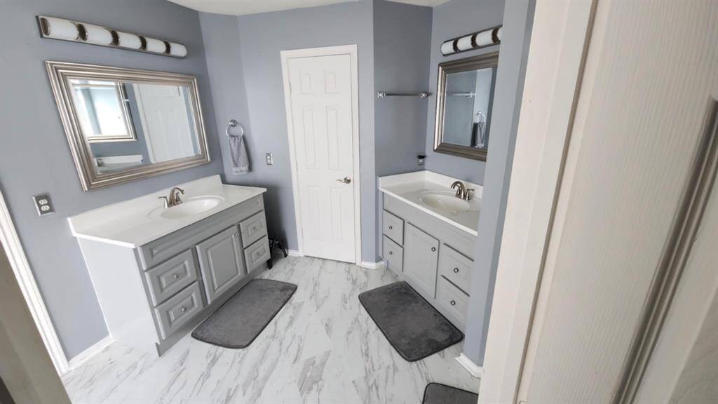 Primary bathroom view 3