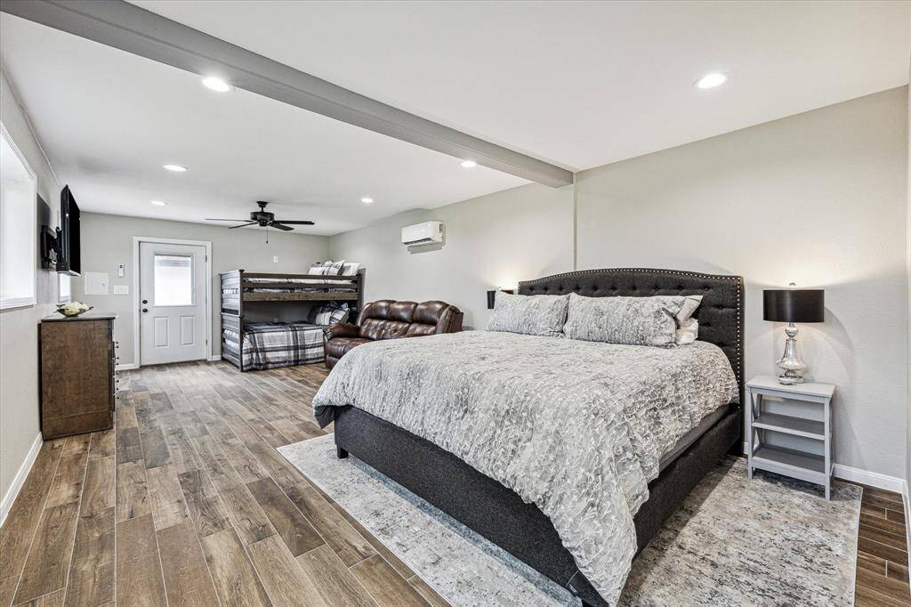 While this space serves well as guest quarters, it may also work well as a home gym, game room, office or private art studio. Your options are endless.