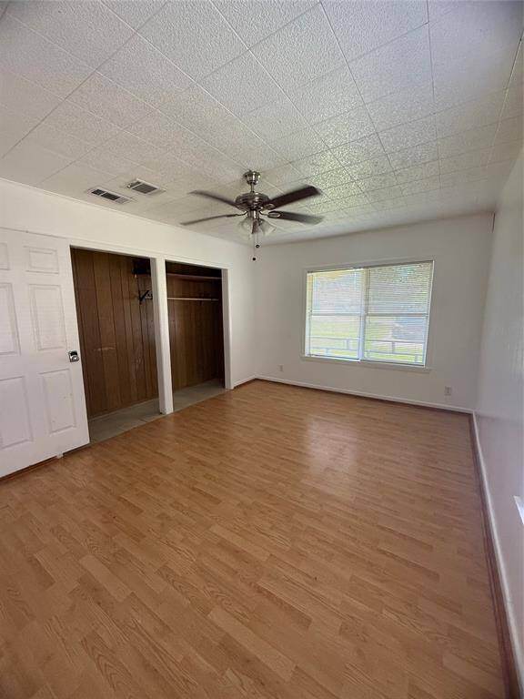 Bonus room off the dining room can be 4th bedroom, game room, or office