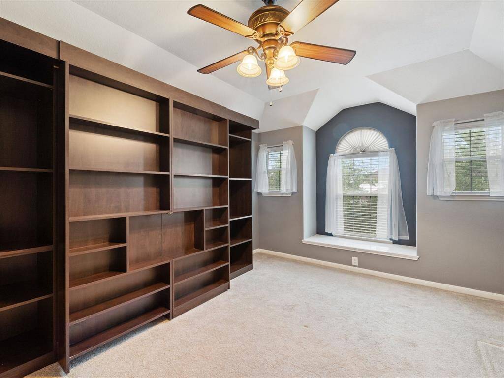 Secondary bedroom has a murphy bed!