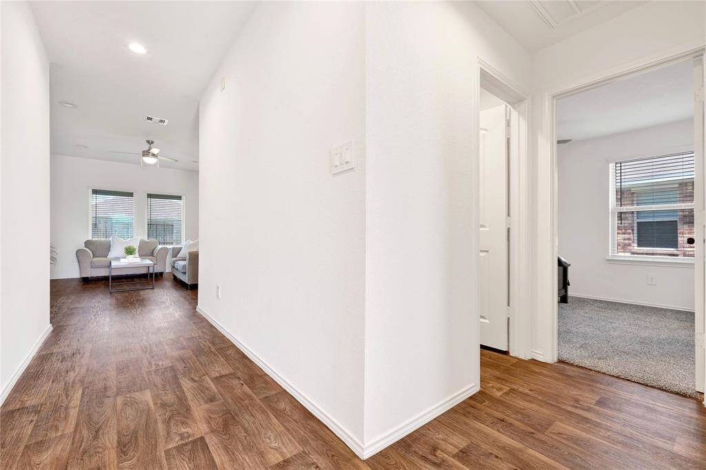 Split floorplan with secondary bedrooms to the right