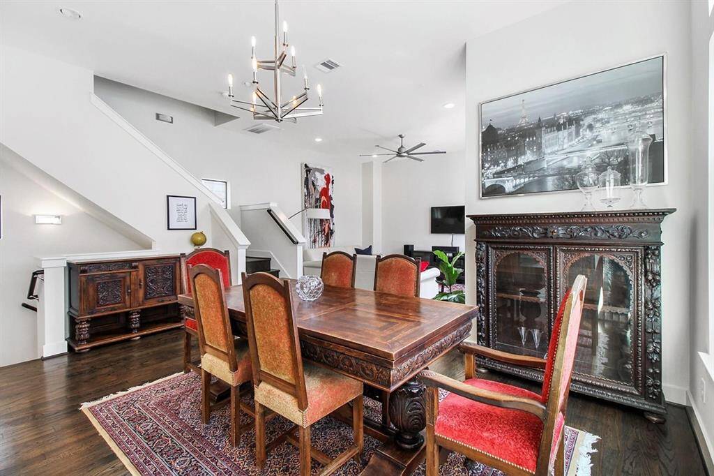 Reverse angle of the dining area.