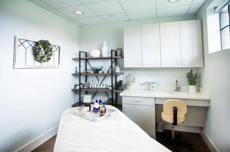 Access to Veranda's top tier amenities include: massage and spa