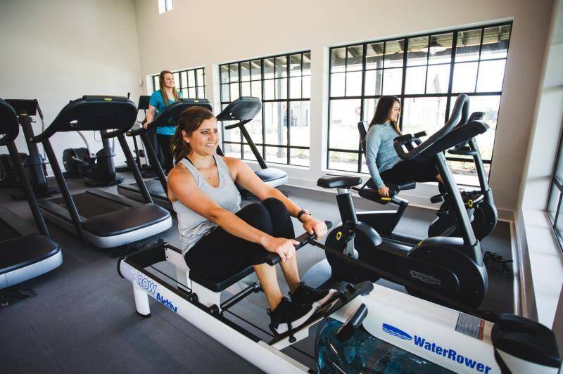 Access to Veranda's top tier amenities include: Fitness Center