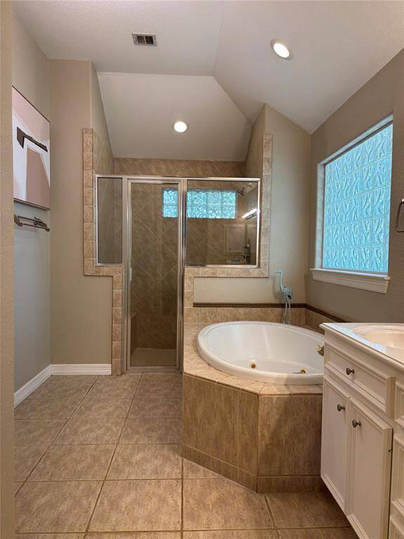 Entryway half bath