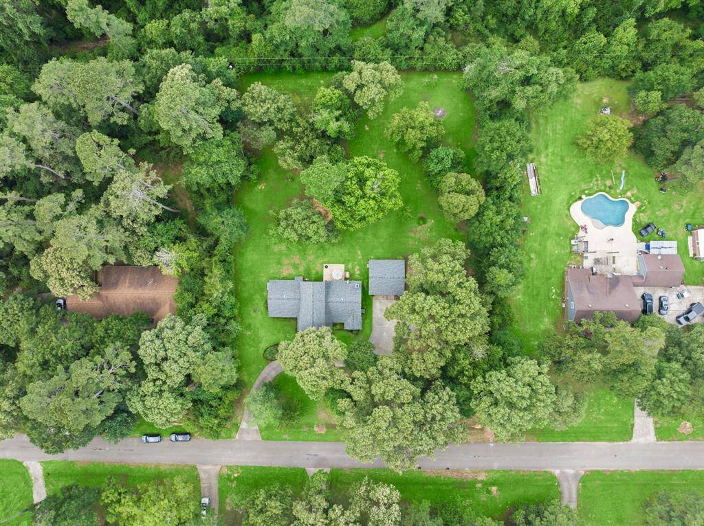 Experience country-style living and lower taxes with a Magnolia address, within minutes to all of your favorite Tomball shopping and restaurants.