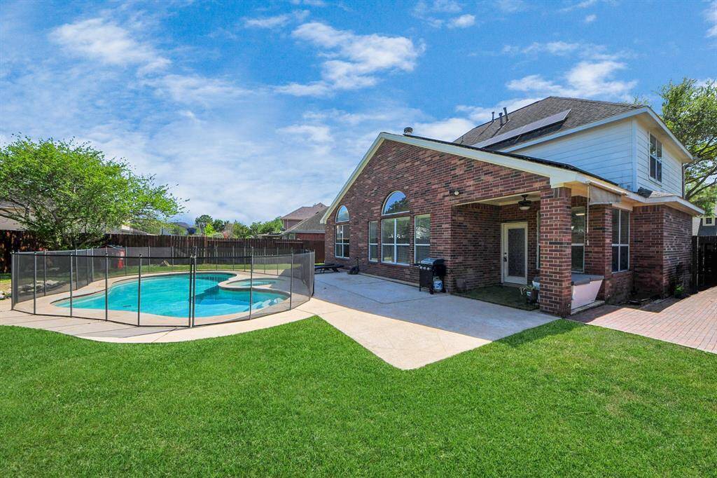 Plenty of space for summer activities!