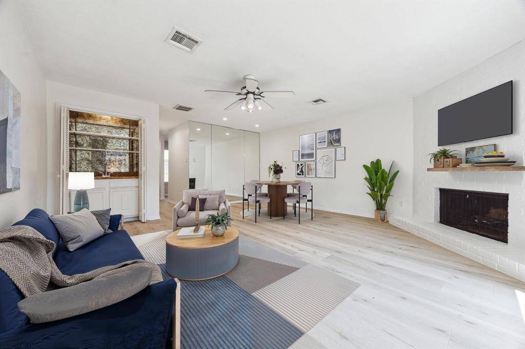 Brand new hardwoods throughout! Fantastic location!