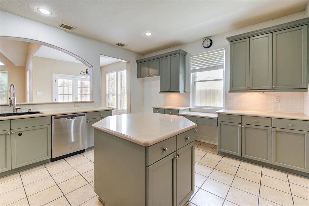 Large expansive kitchen