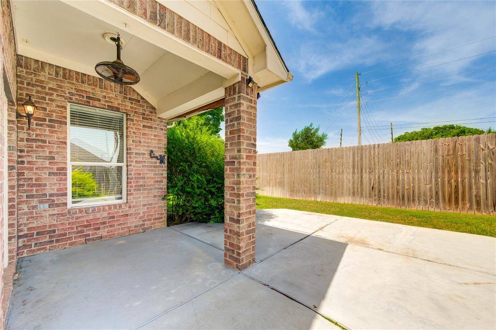 Outdoor Covered Patio & Concrete extension