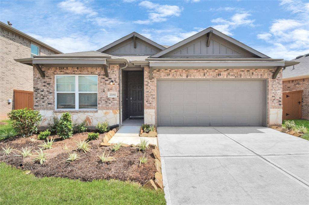 *This is the actual photo of home/elevation for the (Reata Plan Elevation B)