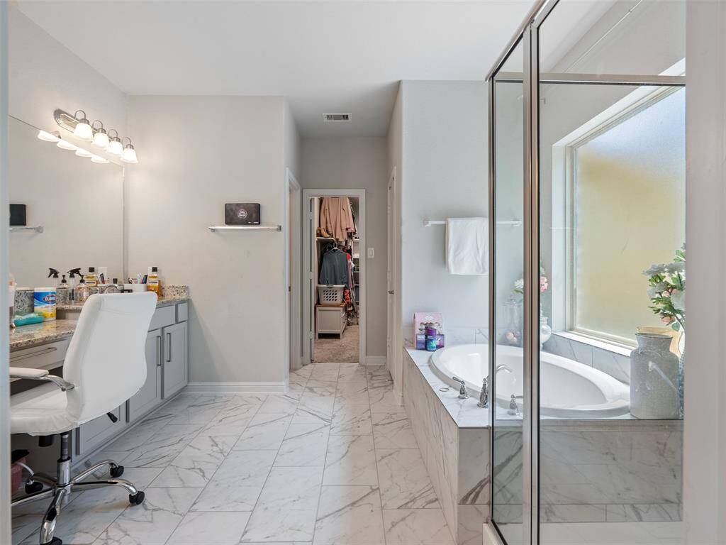 Master Bath with  garden tub and separate shower