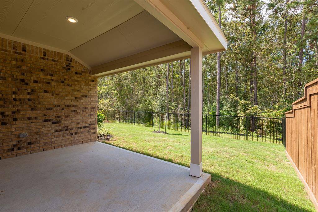 Covered Patio backed up to the Woods
