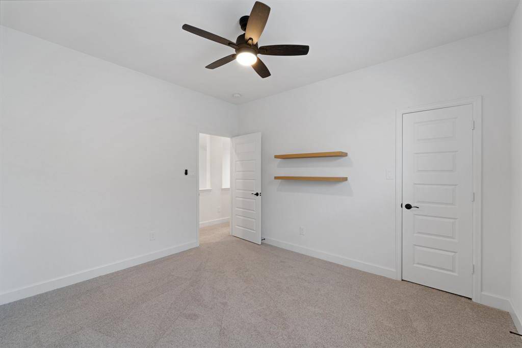 Full bathroom upstairs between the two bedrooms.