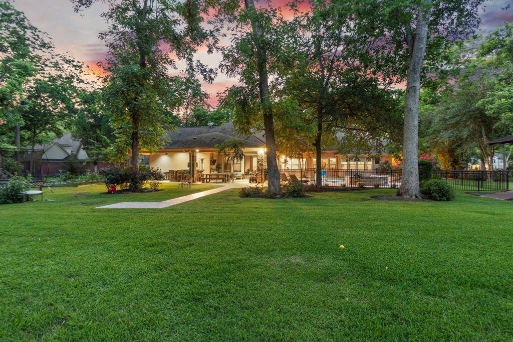 The setting appears serene and inviting, perfect for outdoor activities and relaxation.