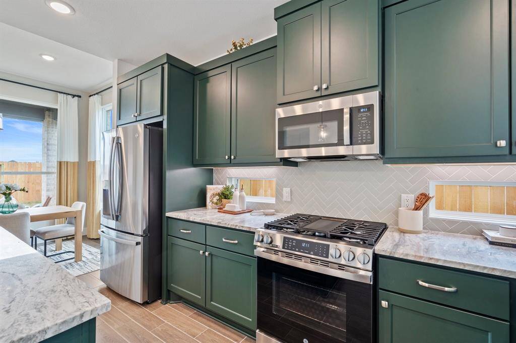 Photos are REPRESENTATIVE of the home /floor plan and are NOT of the actual home.  Selections, features, and room options may vary.  For more info, contact Chesmar Homes.