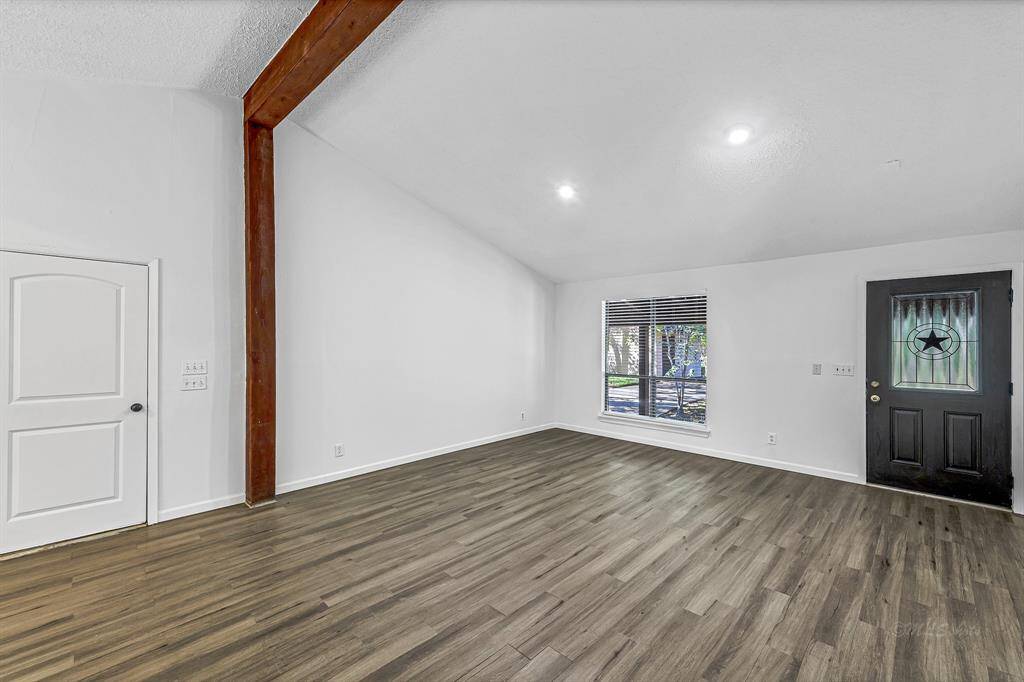 Luxury vinyl plank & tile through out. No Carpet.