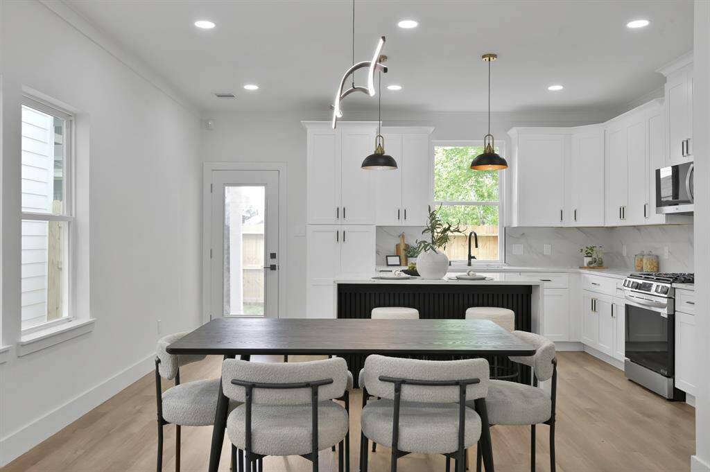 Lots of natural light!