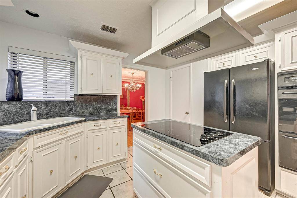 Great Island in the kitchen.