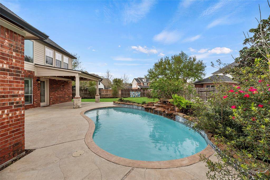 As your friends and family noodle fight in the pool, sit by with an iced beverage and relish in their joy. Quietly admire the good life you have created for yourself and those you love!