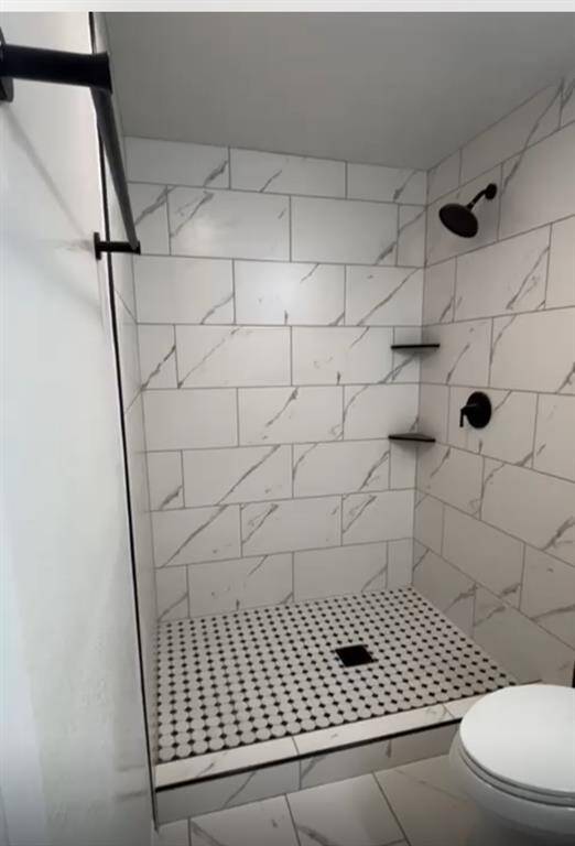 2nd Bathroom