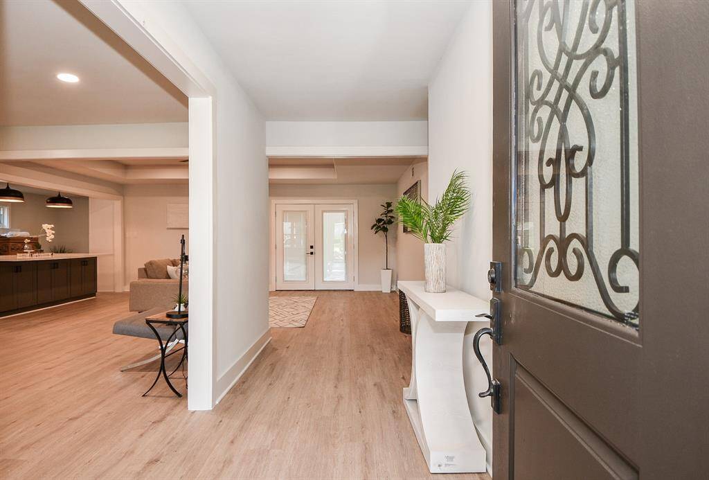 Fantastic Front Foyer