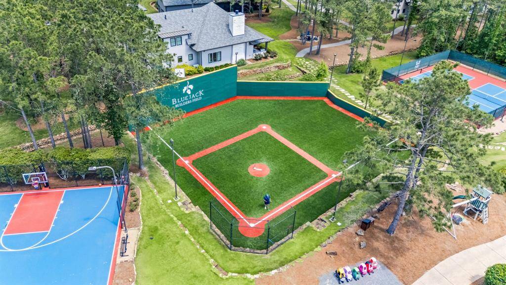 Ready to live out your little league fantasies or teach the next generation of all-star sluggers- this field is for you!