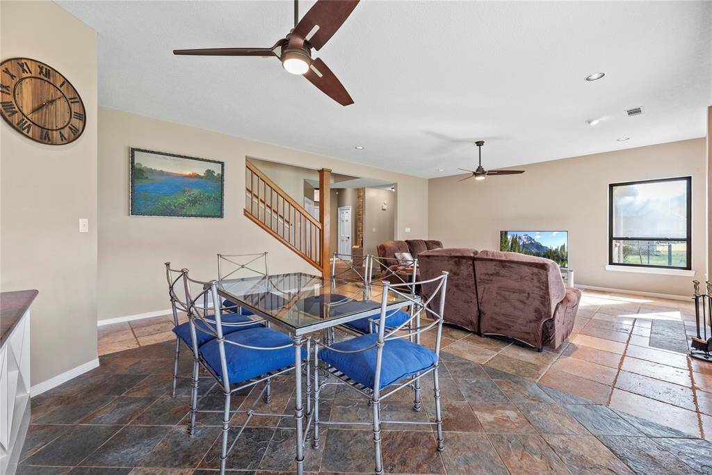 Durable tile flooring ensures quick and easy cleanup if there should be a dining mishap!