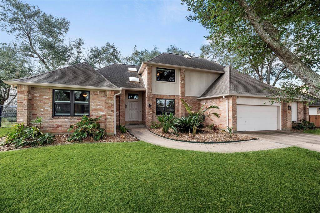 Beautifully built in 1985, the home has been well-loved, updated, and meticulously maintained.