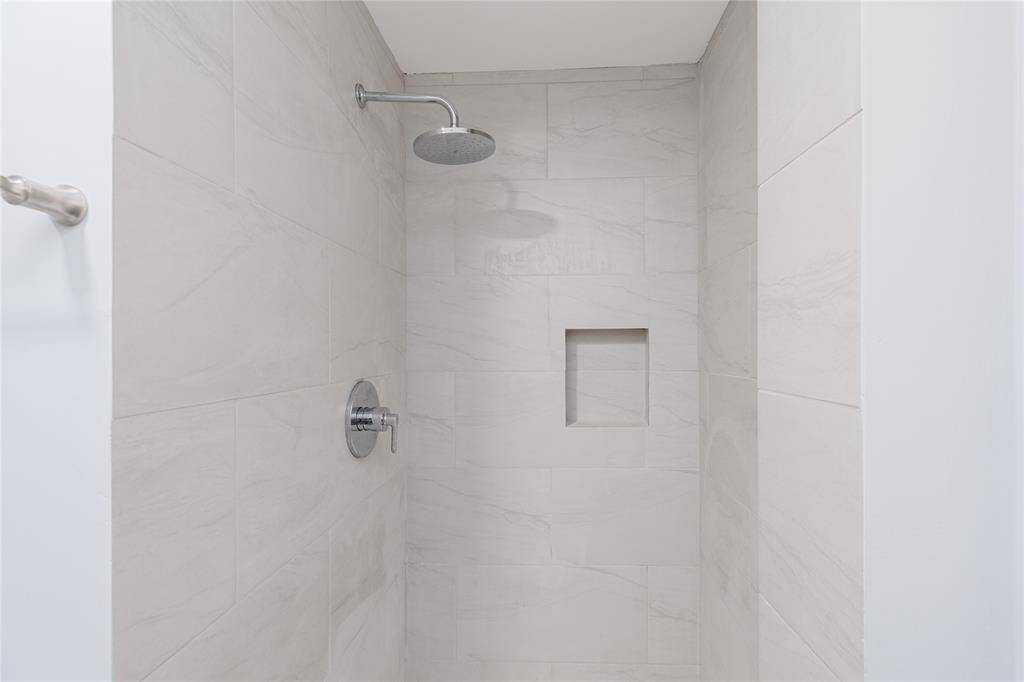 Shower in bathroom 2