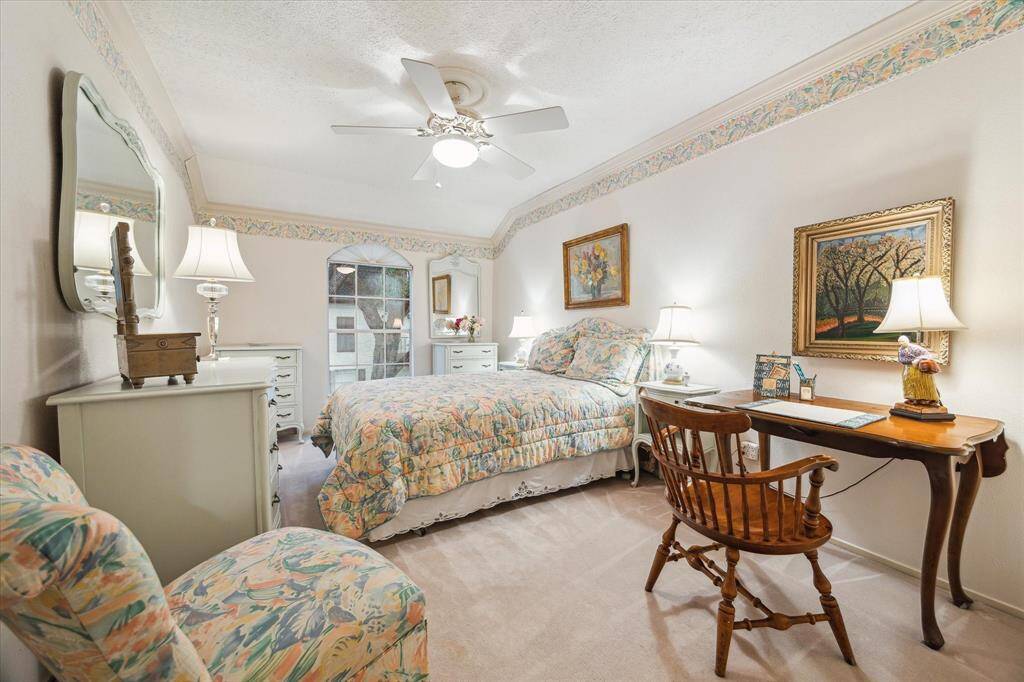 Third bedroom.