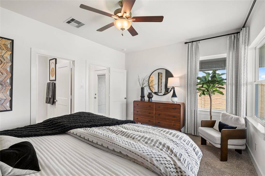 Photos are REPRESENTATIVE of the home /floor plan and are NOT of the actual home.  Selections, features, and room options may vary.  For more info, contact Chesmar Homes.