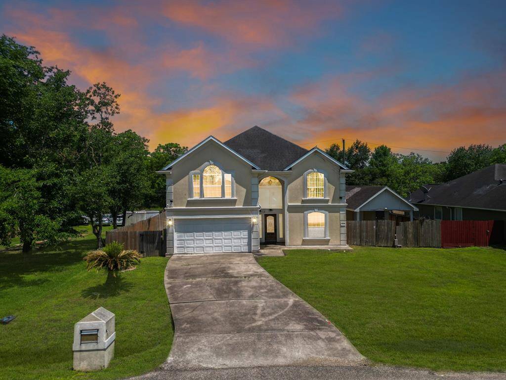 Welcome Home: 30-45 Minutes from Medical Center & Downtown & inside the loop area
