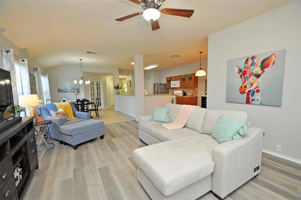 Love the open concept of tis property.  The layout allows for the chef of the home to be apart of the ongoing activities while preparing meals.
