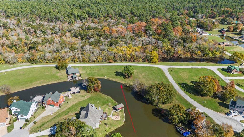 Enjoy access to the lake via canal