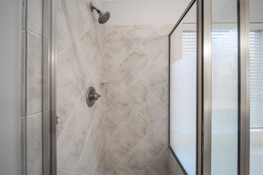 You'll love having a garden tub and a separate shower!
