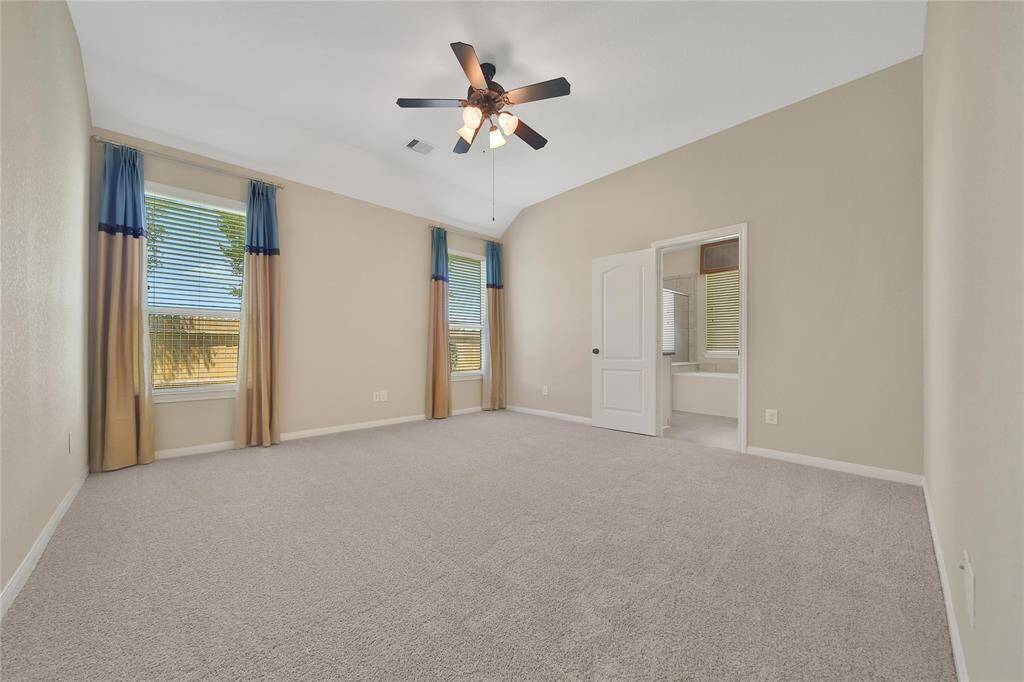 New carpet on the primary room.
