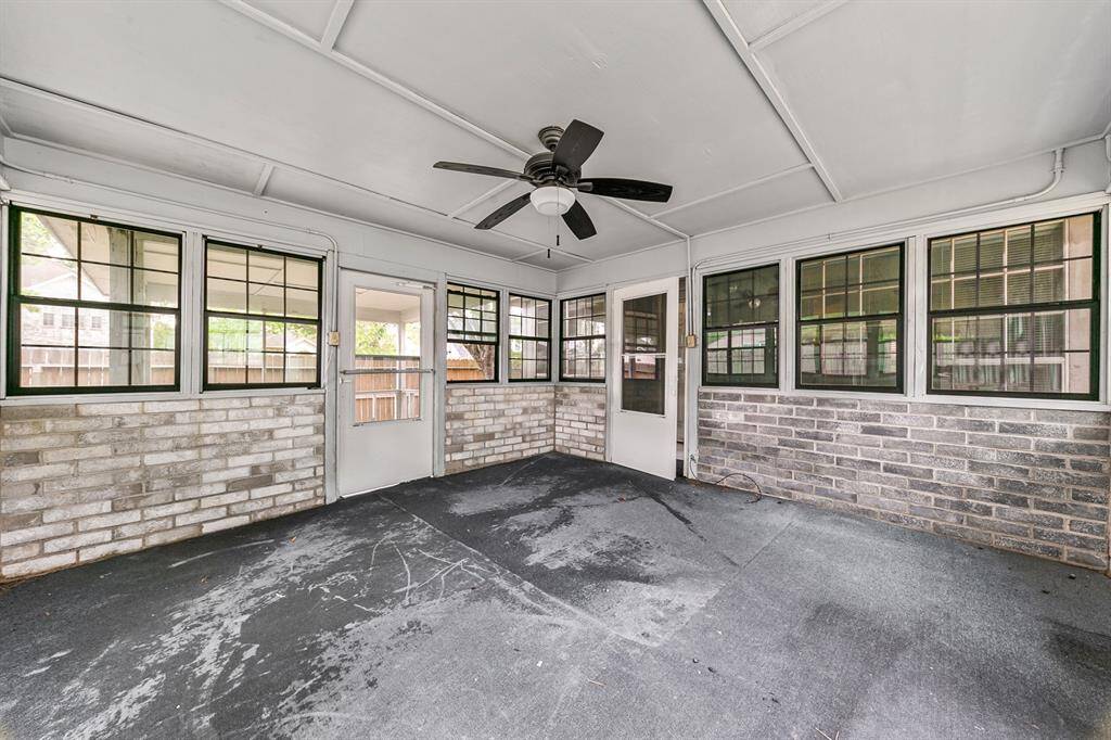A great outdoor space to relax or entertain! Previous photos from 2022 Prior to freeze
