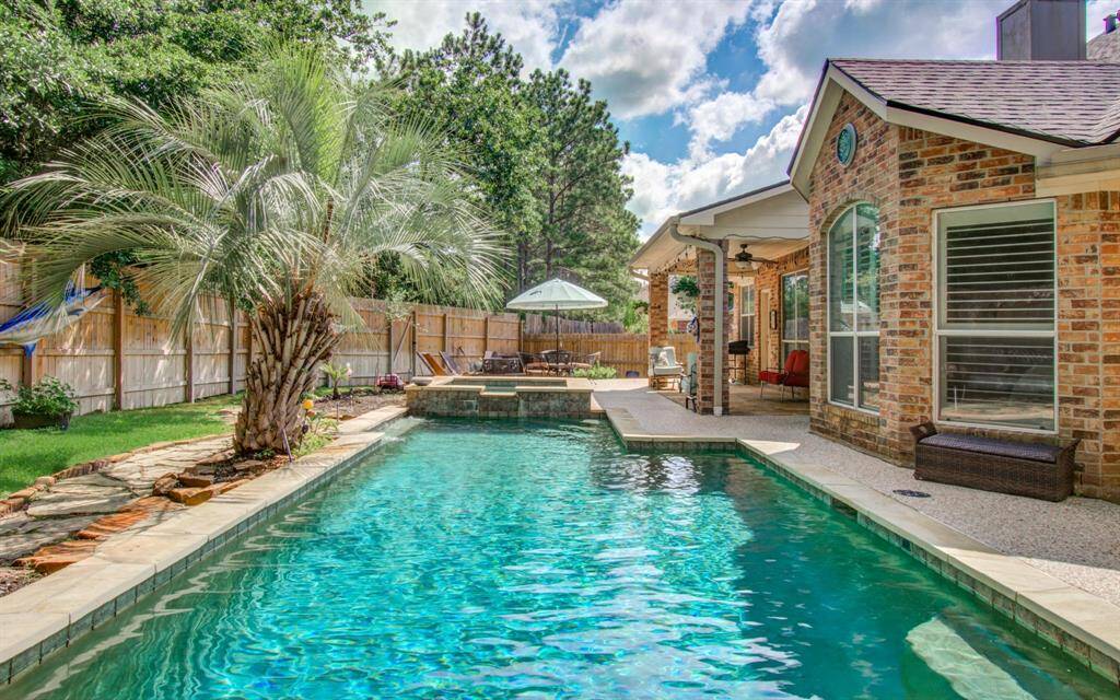 Welcome to your new home in Sterling Ridge!