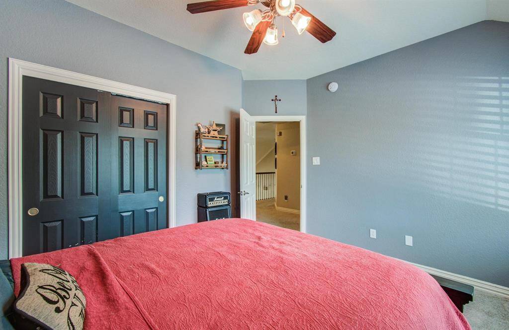 Another view of this secondary bedroom upstairs.