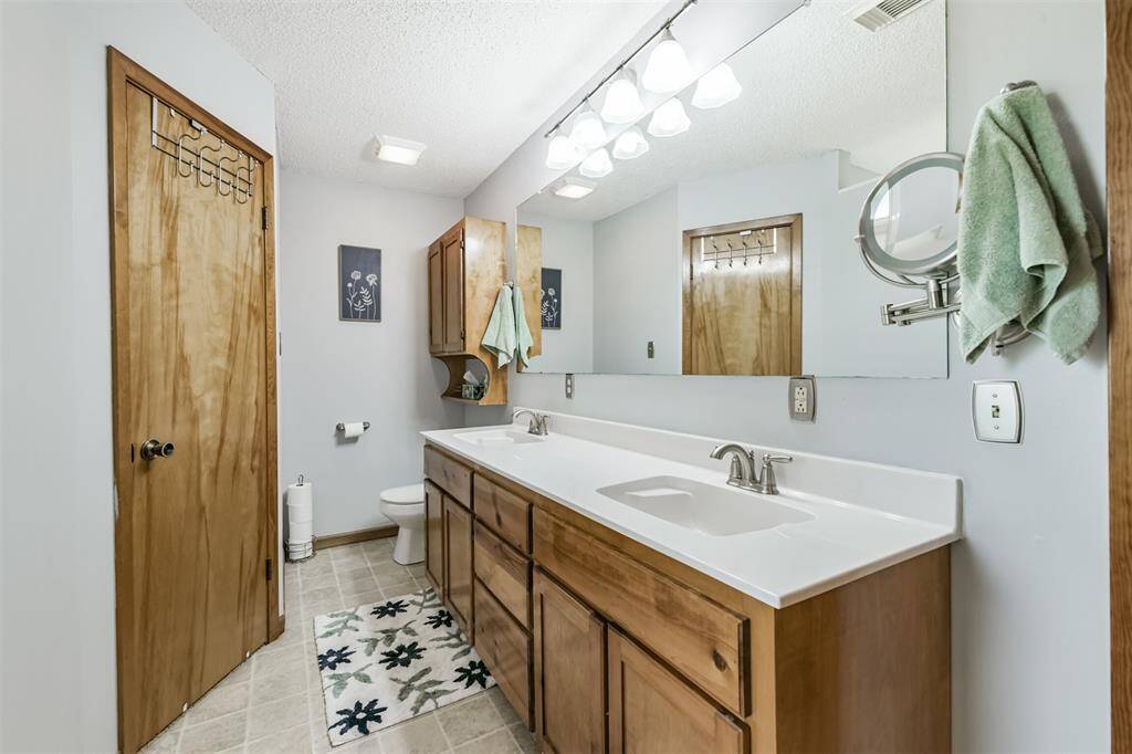 His and her sinks!