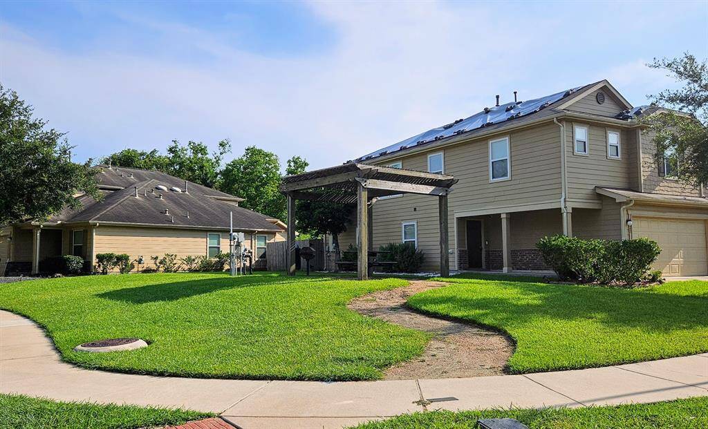 COMMUNITY GRILL AND PICNIC AREA IS STEPS AWAY FROM THE HOME