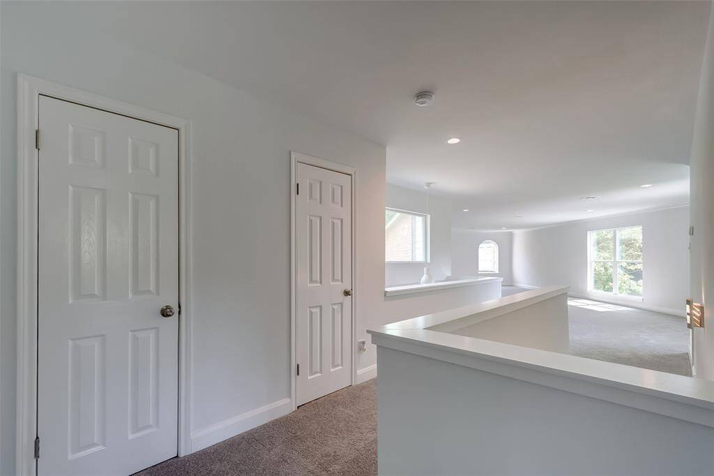 Lots of storage space in the way to the 3 bedrooms and bathroom.