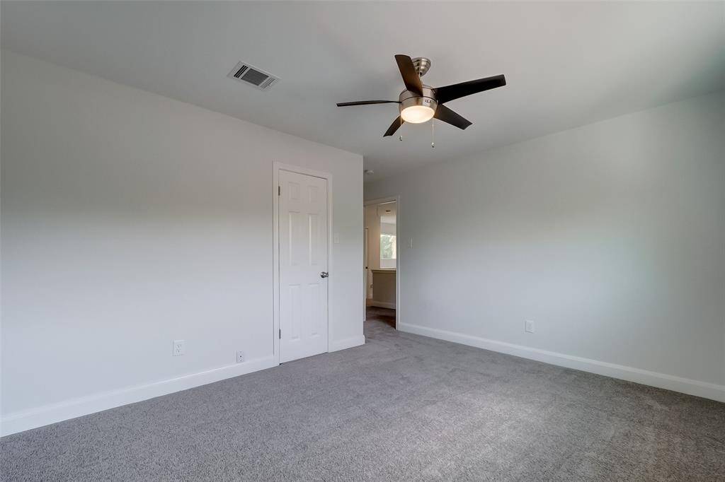 Third bedroom.