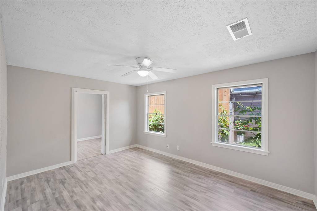 Bedroom #1
